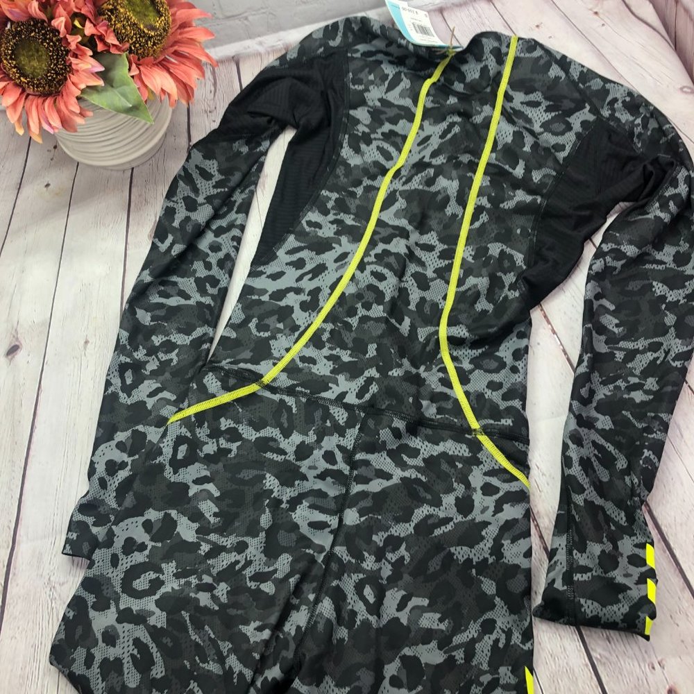 ποΈποΈSOLD Adidas men's SUPER SUIT running carrera size small - Picture 16 of 16
